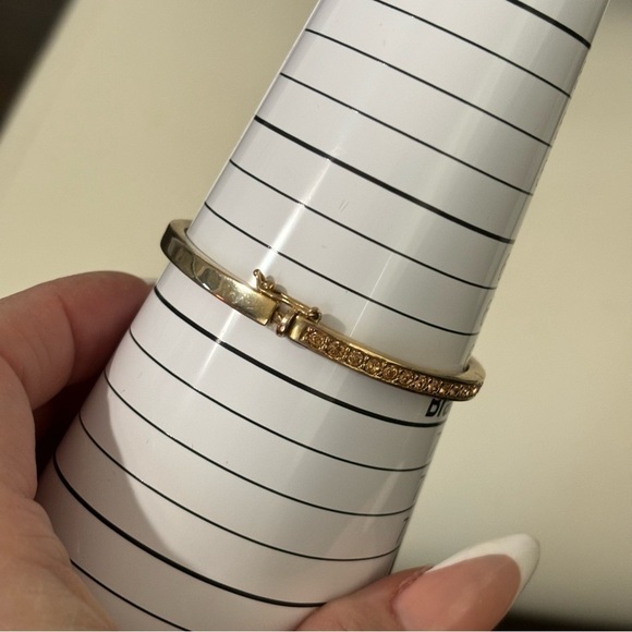 Givenchy gold tone rhinestone bracelet with safety clasp - Picture 9 of 11